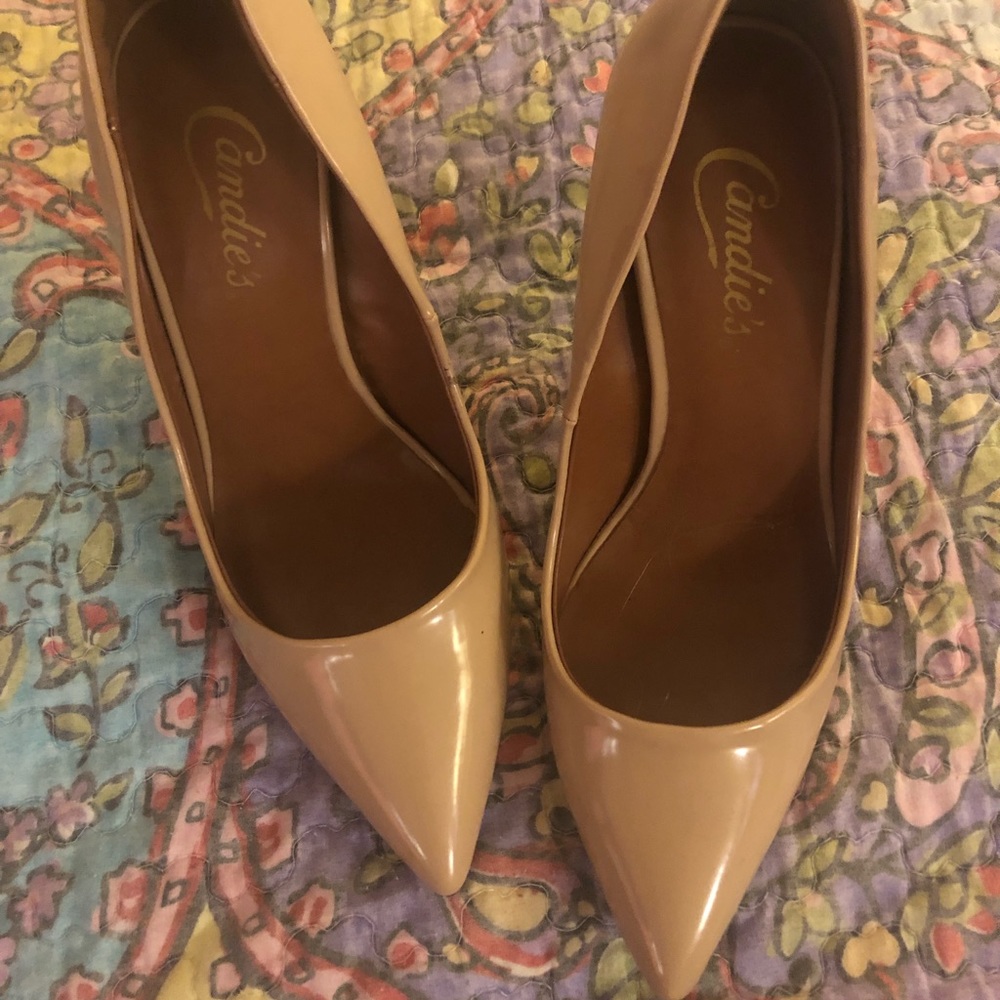 Candies tan patten leather high heals👠